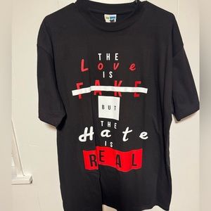 Men RARE graphic t shirt size L